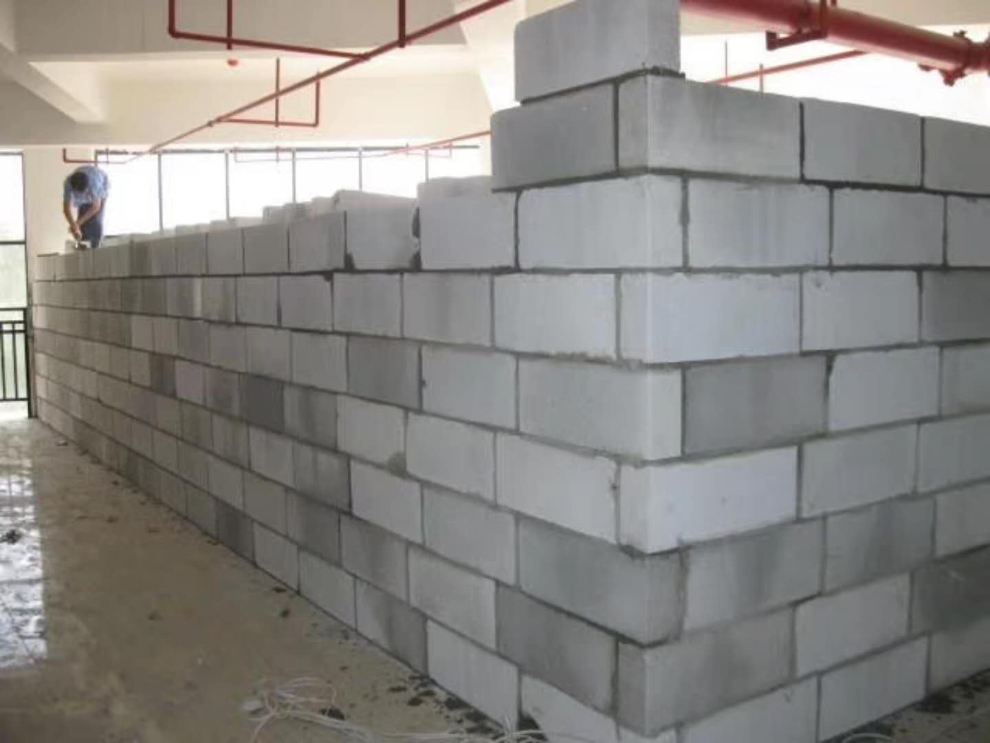 马尔康蒸压加气混凝土砌块承重墙静力和抗震性能的研究
